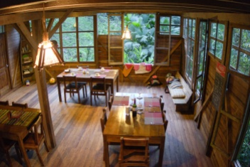 dining room at Huella Verde